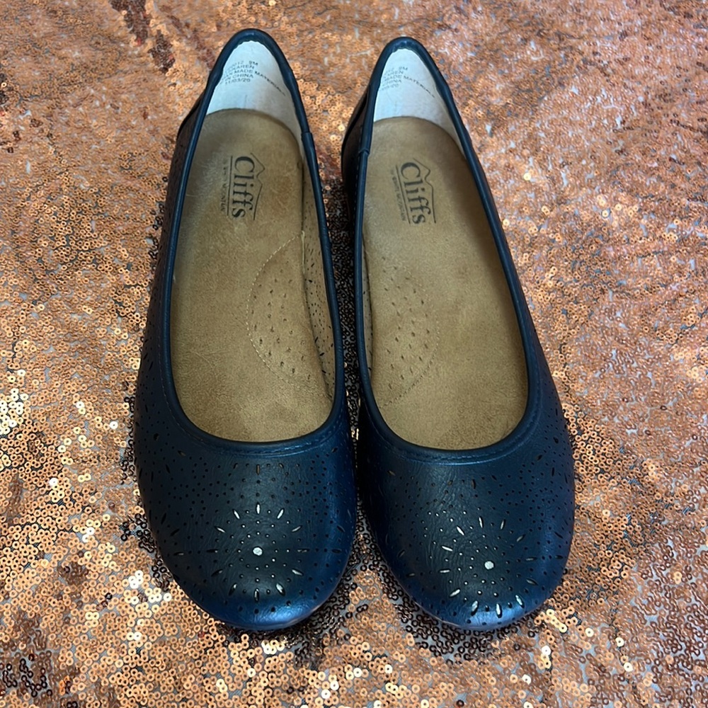 NWOT Cliffs by White Mountain Navy Blue Karen Flats w/ Foam Sole, Size 9 / 9M